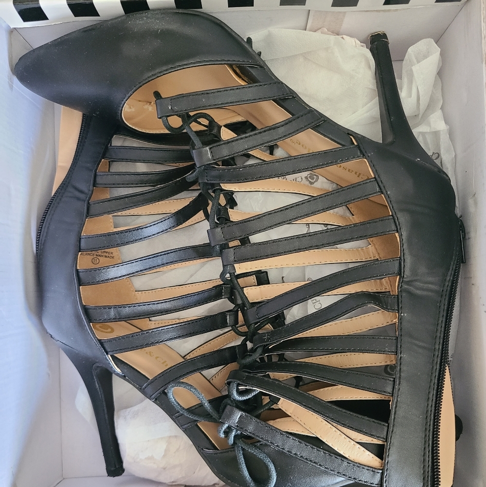 Womens Heels Black size 11